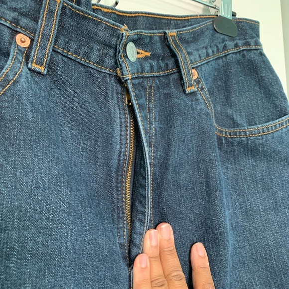 Vintage Levi Jeans - Picture 3 of 13